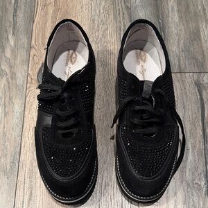 Elegant Black Women's Shoes